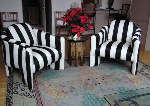 black and whilte stripe chairs
